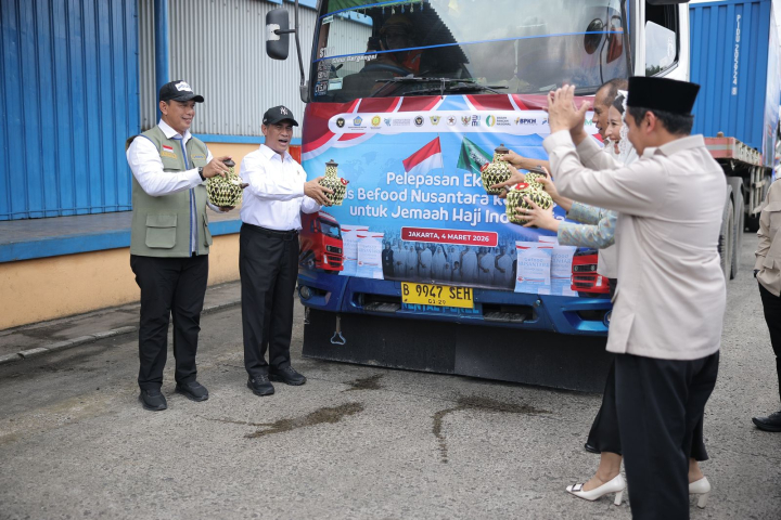 Ekspor Perdana 2.280 Ton Beras Premium ke Arab Saudi